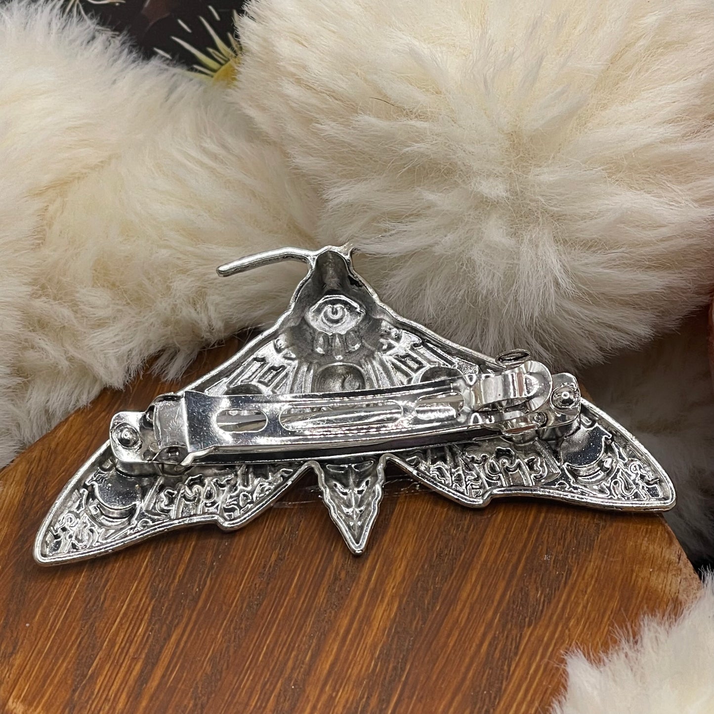 Barrette "Papillon de Nuit et Cycle Lunaire"