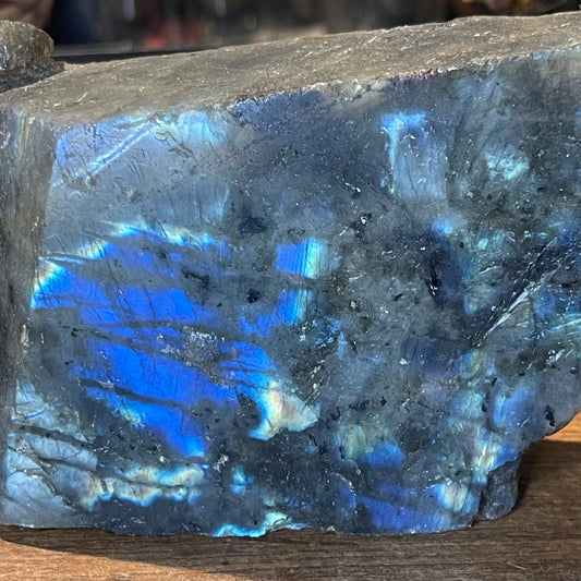 Morceau de Labradorite